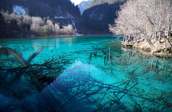 Самые удивительные озера мира