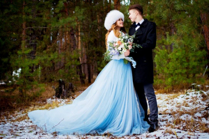 Синее свадебное платье: цвет мечты на страже счастья